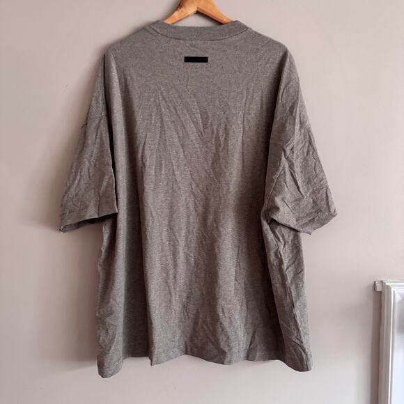 Fear of God ESSENTIALS University Heather Grey Crew Neck T-Shirt Size Large - Picture 6 of 6